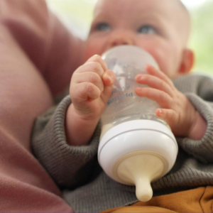 Philips Avent Natural Response stekleničke za dojenčka 260 ml – set 3